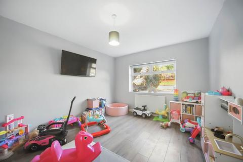 41 Baghill Road, Tingley, Wakefield, WF3 1DF