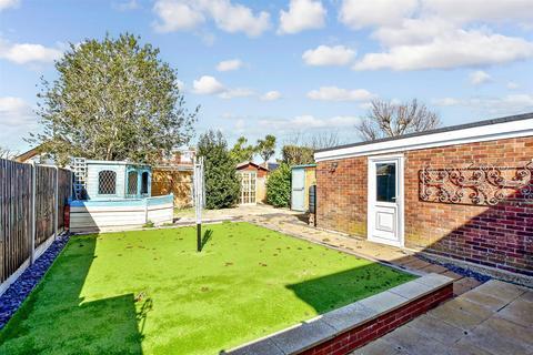 4 bedroom semi-detached bungalow for sale, Haslar Crescent, Waterlooville PO7