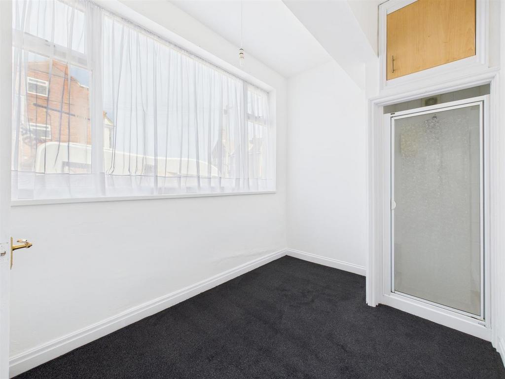 Bedroom: