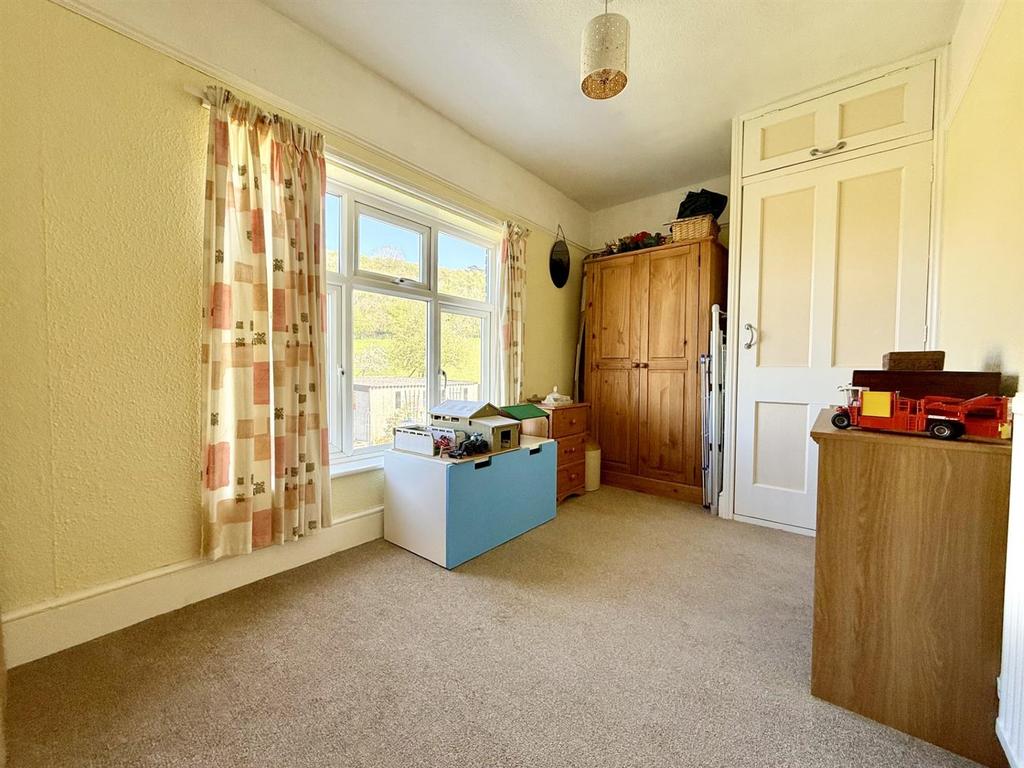 Bedroom4.jpg