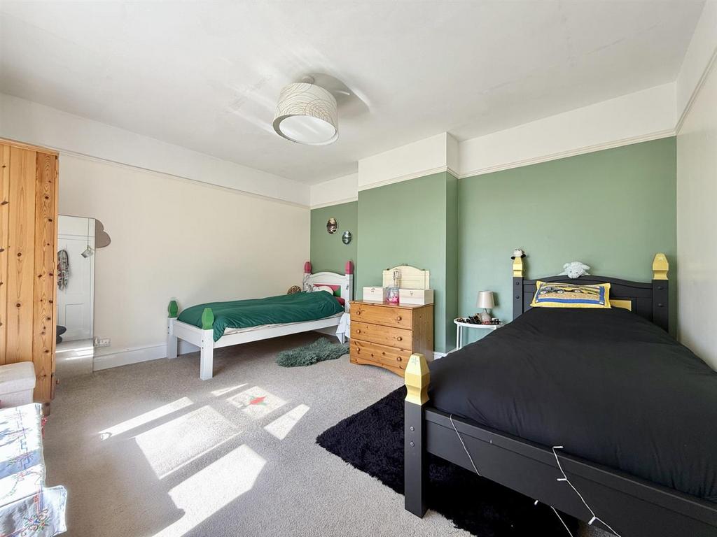 Bedroom2.jpg