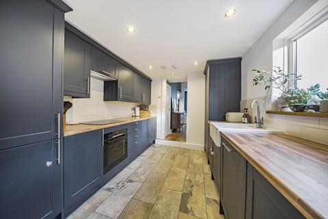 48 Barmeston Road, London, SE6 3BH