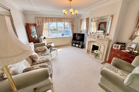 3 bedroom bungalow for sale, Mayfair Drive, Thornton FY5