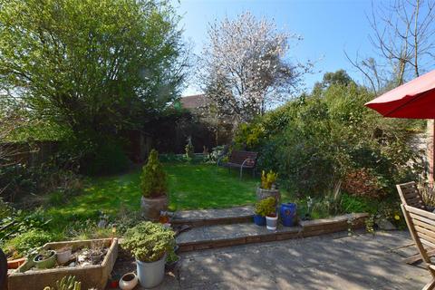 4 bedroom terraced house for sale, Mansel Close, Slough