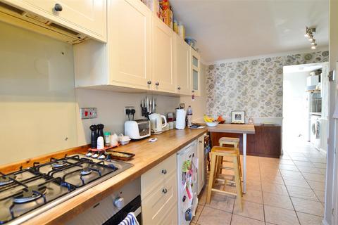 4 bedroom terraced house for sale, Mansel Close, Slough
