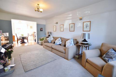 4 bedroom terraced house for sale, Mansel Close, Slough