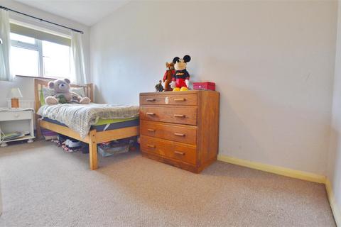 19 Mansel Close, Slough, SL2 5UG