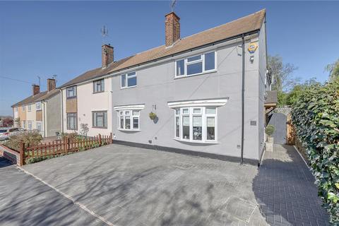 87 Parkfields, Roydon, Harlow, CM19 5JA