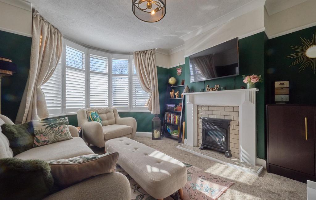 Front Dining Room/Family Room