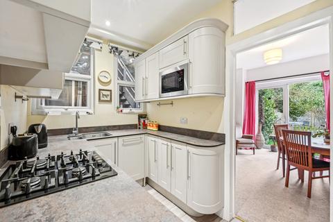 2 bedroom ground floor flat for sale, Darwin Road, Ealing, London, W5
