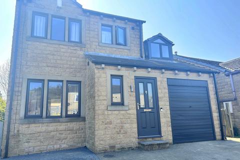 3 bedroom townhouse for sale, Banks Road, Golcar HD7