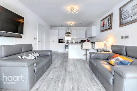 2 bedroom apartment for sale, Baroque Court, Newport