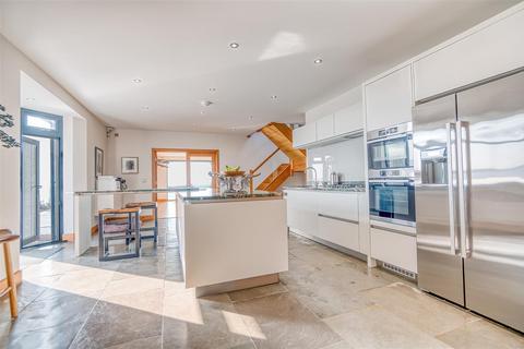 3 bedroom cottage for sale, Broad Haven, Haverfordwest