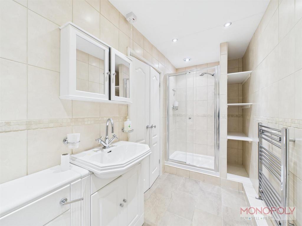 En suite shower room