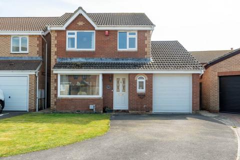 3 bedroom detached house for sale, Bluebell Road, Wick St Lawrence - Perfect Family Home