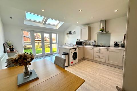 11 Bagwall Crescent, Wednesbury, WS10 8WA