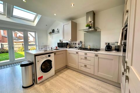 11 Bagwall Crescent, Wednesbury, WS10 8WA