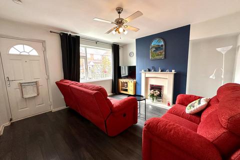 3 bedroom end of terrace house for sale, Hewitt Street, Wednesbury WS10