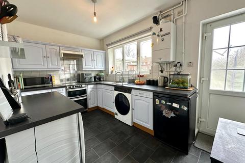 3 bedroom end of terrace house for sale, Hewitt Street, Wednesbury WS10