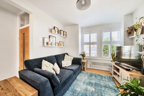 68 Washington Road, Worcester Park, KT4 8JH