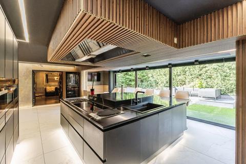 4 bedroom detached house for sale, Victoria Road, Ellesmere Park, Manchester