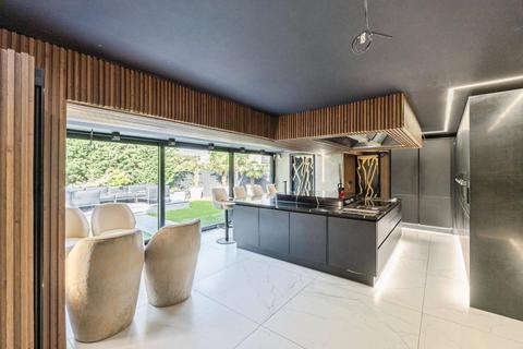 4 bedroom detached house for sale, Victoria Road, Ellesmere Park, Manchester
