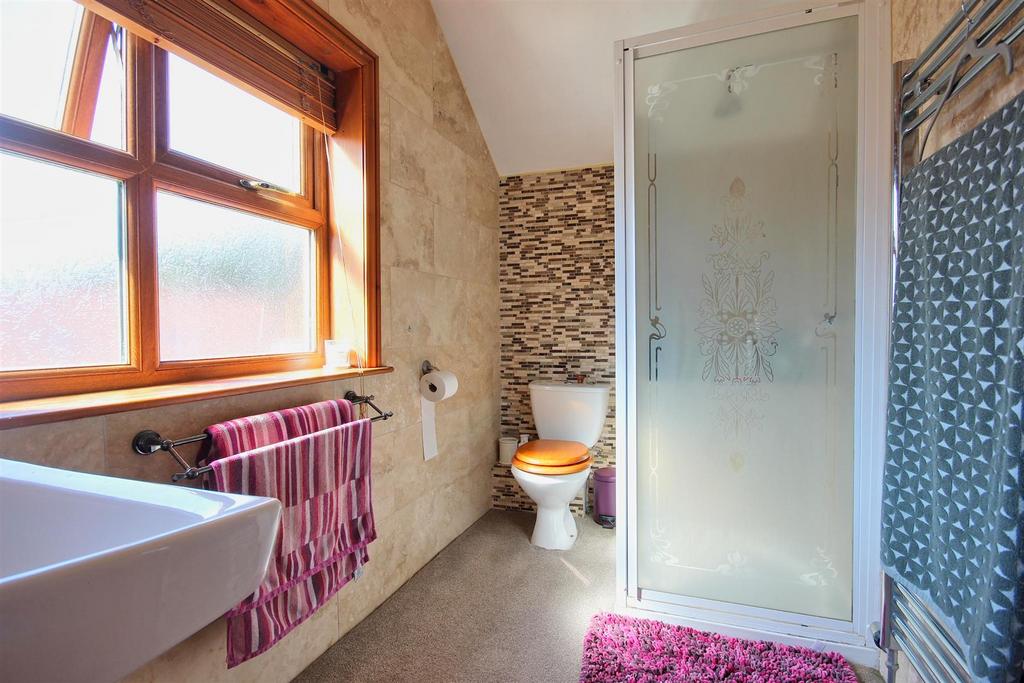En suite shower room