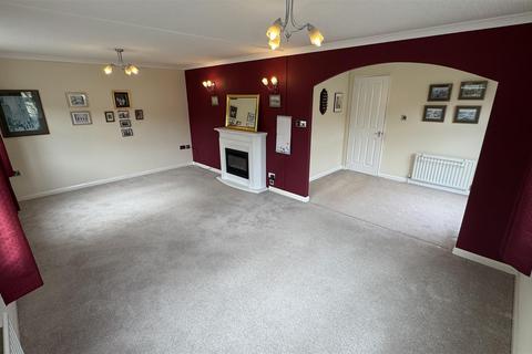 2 bedroom park home for sale, Mossways Park, Wilmslow