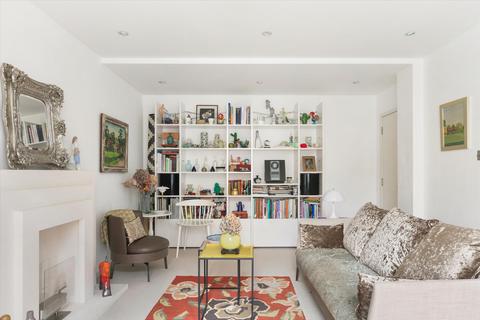 2 bedroom flat for sale, Clareville Grove, South Kensington SW7.
