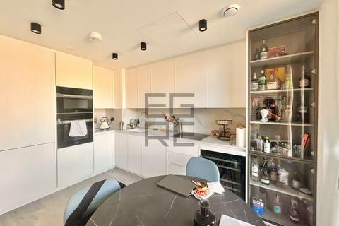 2 bedroom flat to rent, Siena House, London EC1V