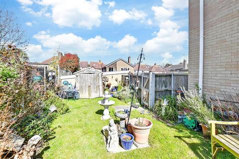 2 bedroom maisonette for sale, Masons Rise, Broadstairs, Kent
