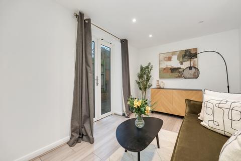 1 bedroom apartment for sale, Bancroft Road, London, E1