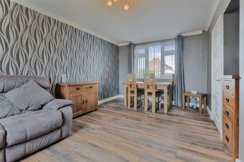 40 Bramham Grove, York, YO26 5BJ