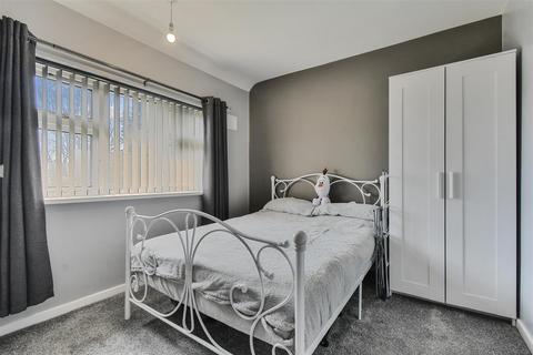 40 Bramham Grove, York, YO26 5BJ