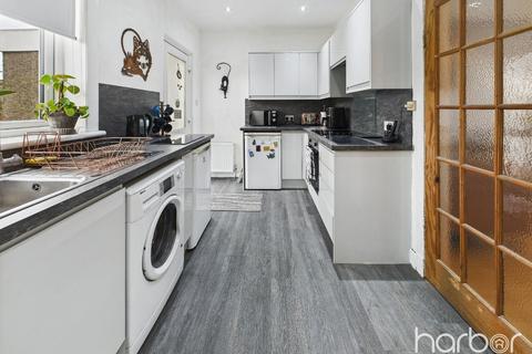 107 Barrachnie Road, Baillieston, Glasgow, G69 6PH