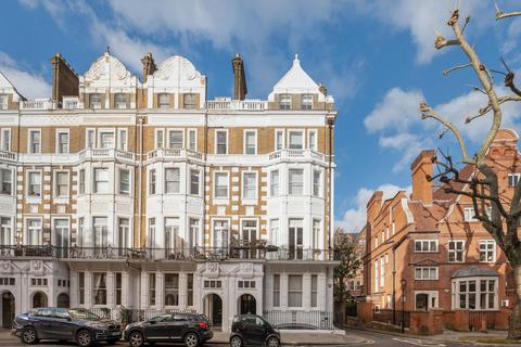 3 bedroom apartment for sale, Harrington Gardens, South Kensington SW7