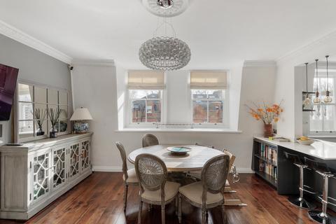 3 bedroom apartment for sale, Harrington Gardens, South Kensington SW7