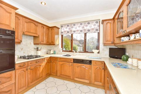 2 bedroom detached bungalow for sale, The Drive, Emsworth PO10