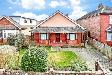 2 bedroom detached bungalow for sale, The Drive, Emsworth PO10