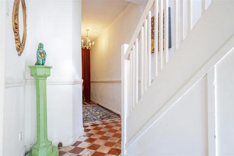 3 bedroom end of terrace house for sale, King Street, Melksham