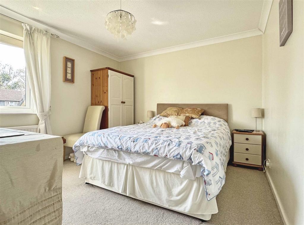 Bedroom 2.jpg