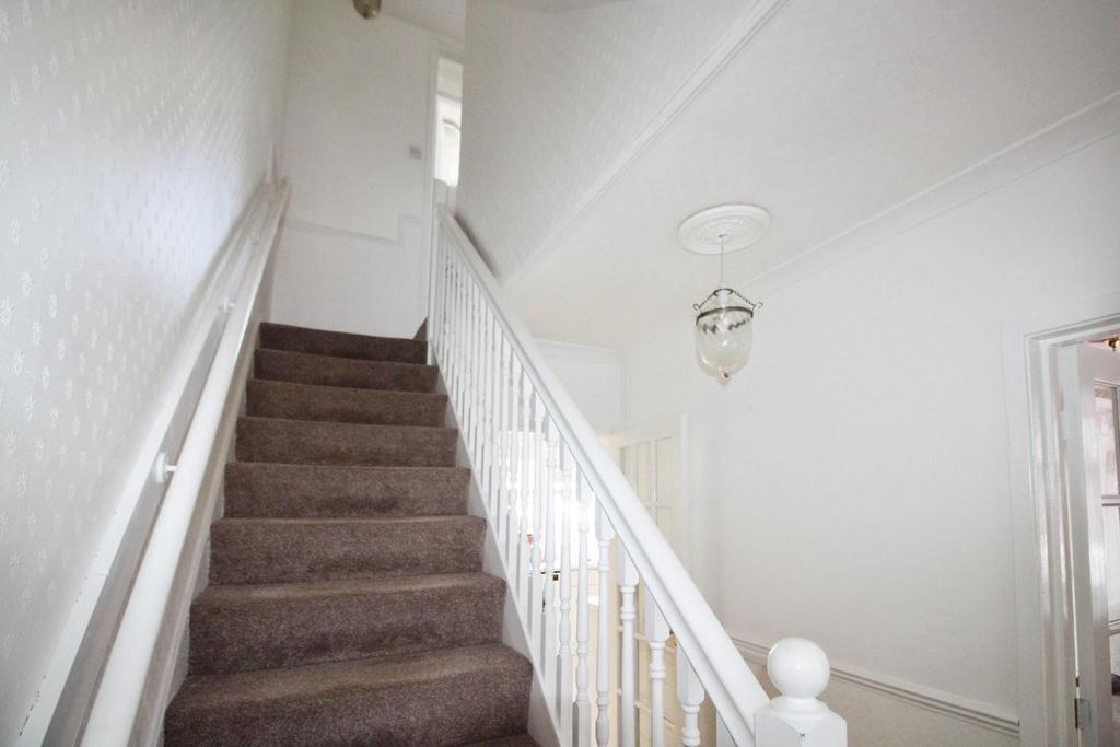 Hallway.JPG