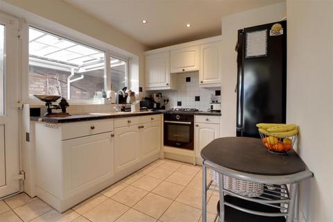 2 bedroom detached bungalow for sale, Stanley Court, Alsager
