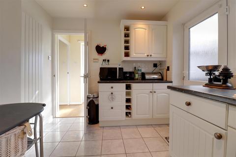 2 bedroom detached bungalow for sale, Stanley Court, Alsager