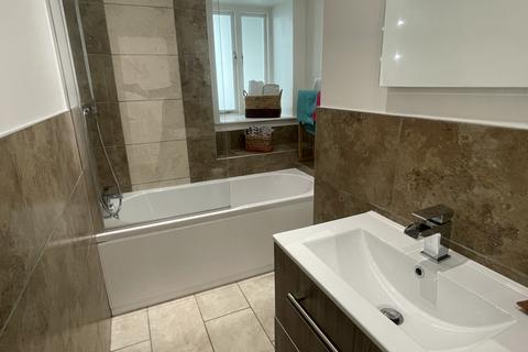3 bedroom flat for sale, Wheeler Gate House, Nottingham, NG1