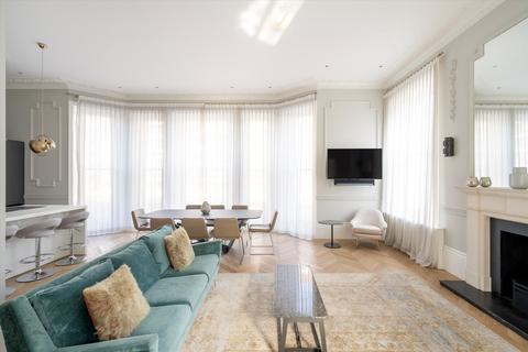 Gloucester Road, South Kensington SW7