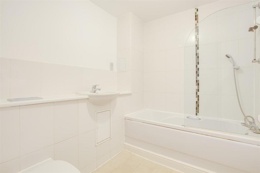 61 John North Close, HP11 1 FQ-2.jpg
