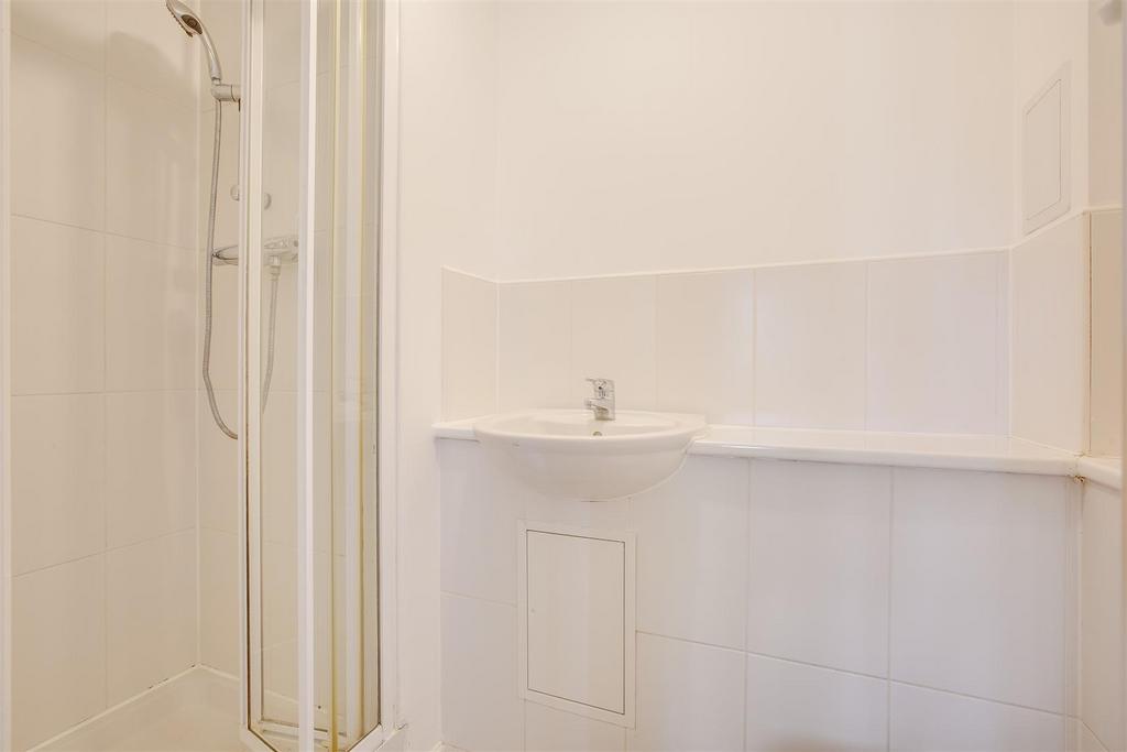 61 John North Close, HP11 1 FQ-7.jpg