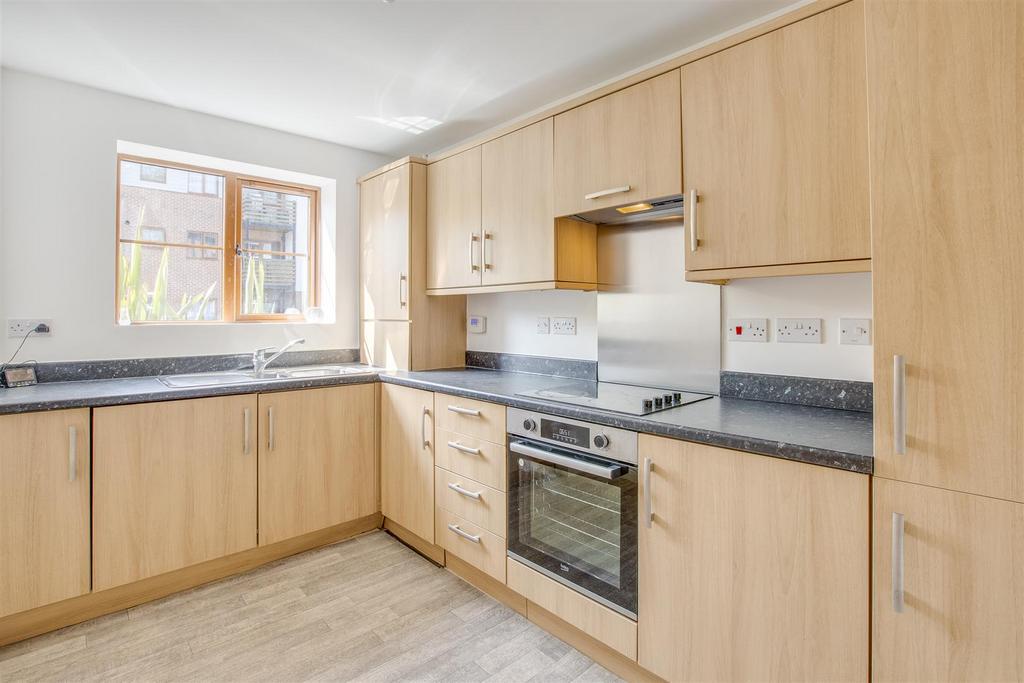 61 John North Close, HP11 1 FQ-9.jpg