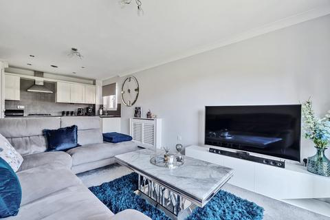 2 bedroom apartment for sale, Eaton Place, Larkfield